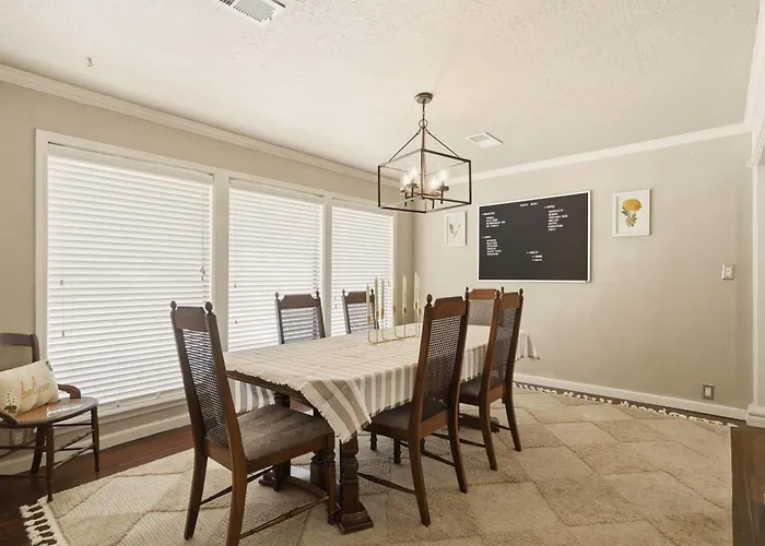 Holiday home Private Pool Retreat, Blackstone, Pool Table, Pets Tulsa