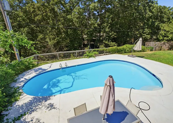 Private Pool Retreat, Blackstone, Pool Table, Pets *